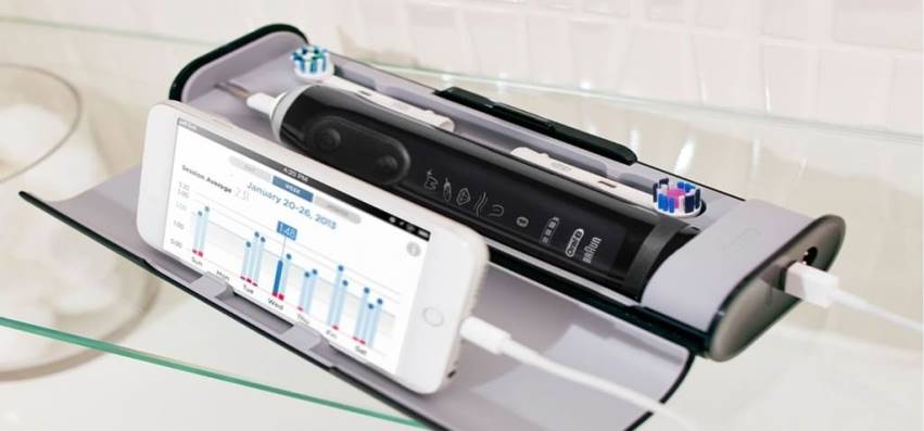 Благодаря встроенному Bluetooth, Oral-B Genius 9000 также может взаимодействовать с приложением для смартфонов 