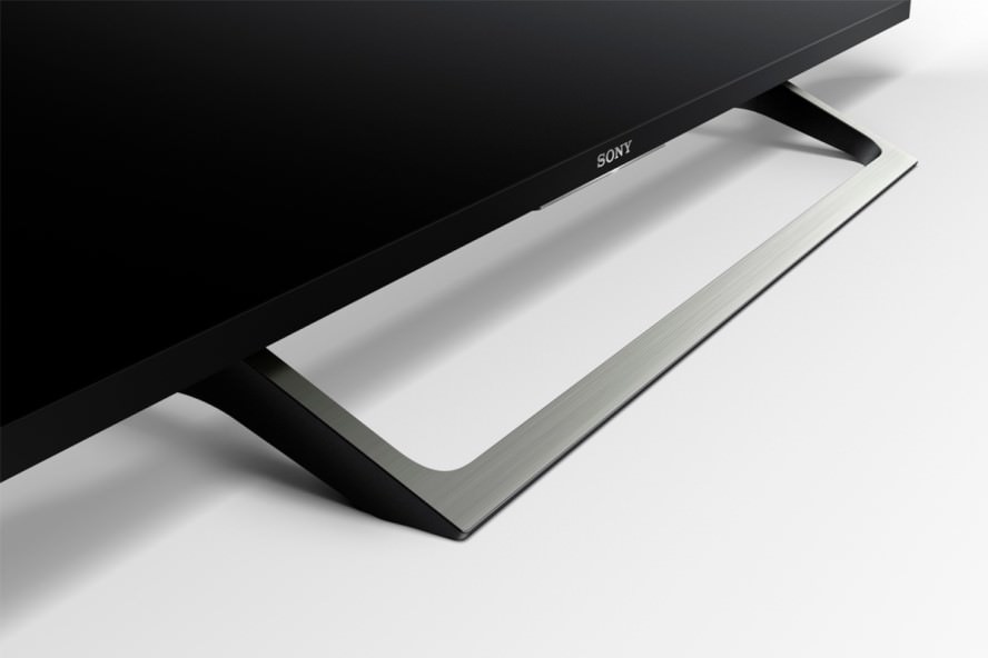 Sony Bravia KD-55XE8596: дизайн и подключение