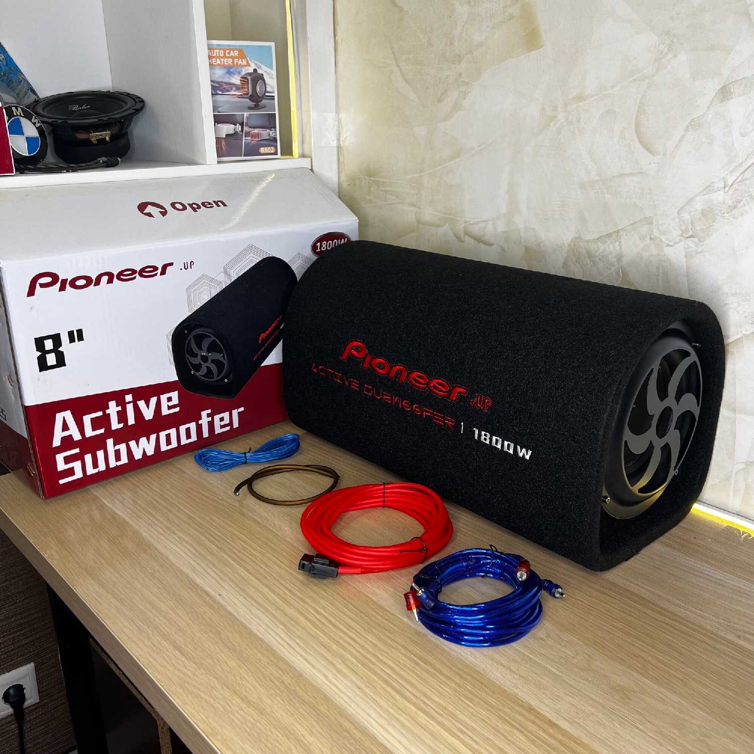Pioneer 8"