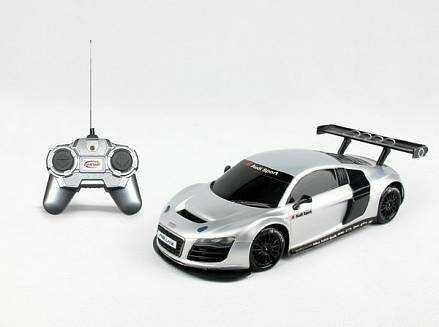 Машина AUDI R8 (46800S) фотография 6