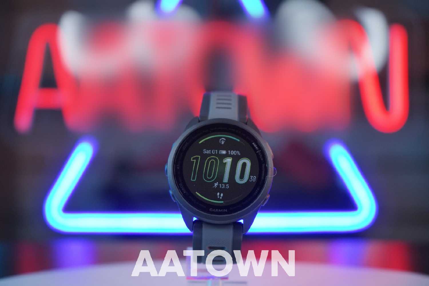 Умные часы Garmin ForeRunner 165 Music (010-02863-31) фотография 17