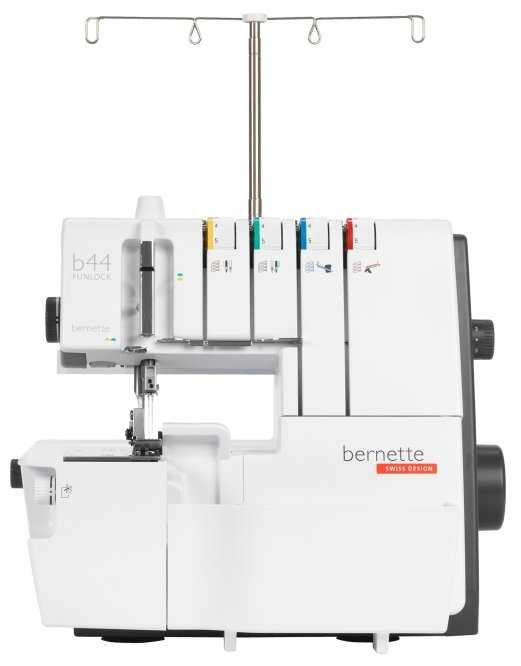 Оверлок Bernina Bernette Funlock B44 фотография 2