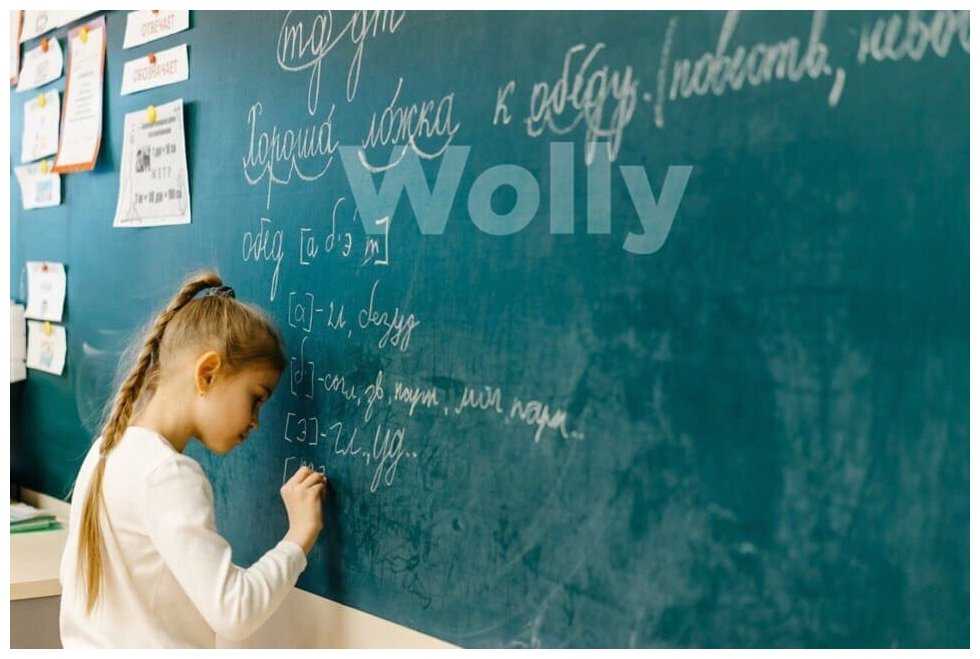 Меловая пленка Wolly Pro 122 см, зеленая (для рисования мелом, самоклеящаяся) фотография 2