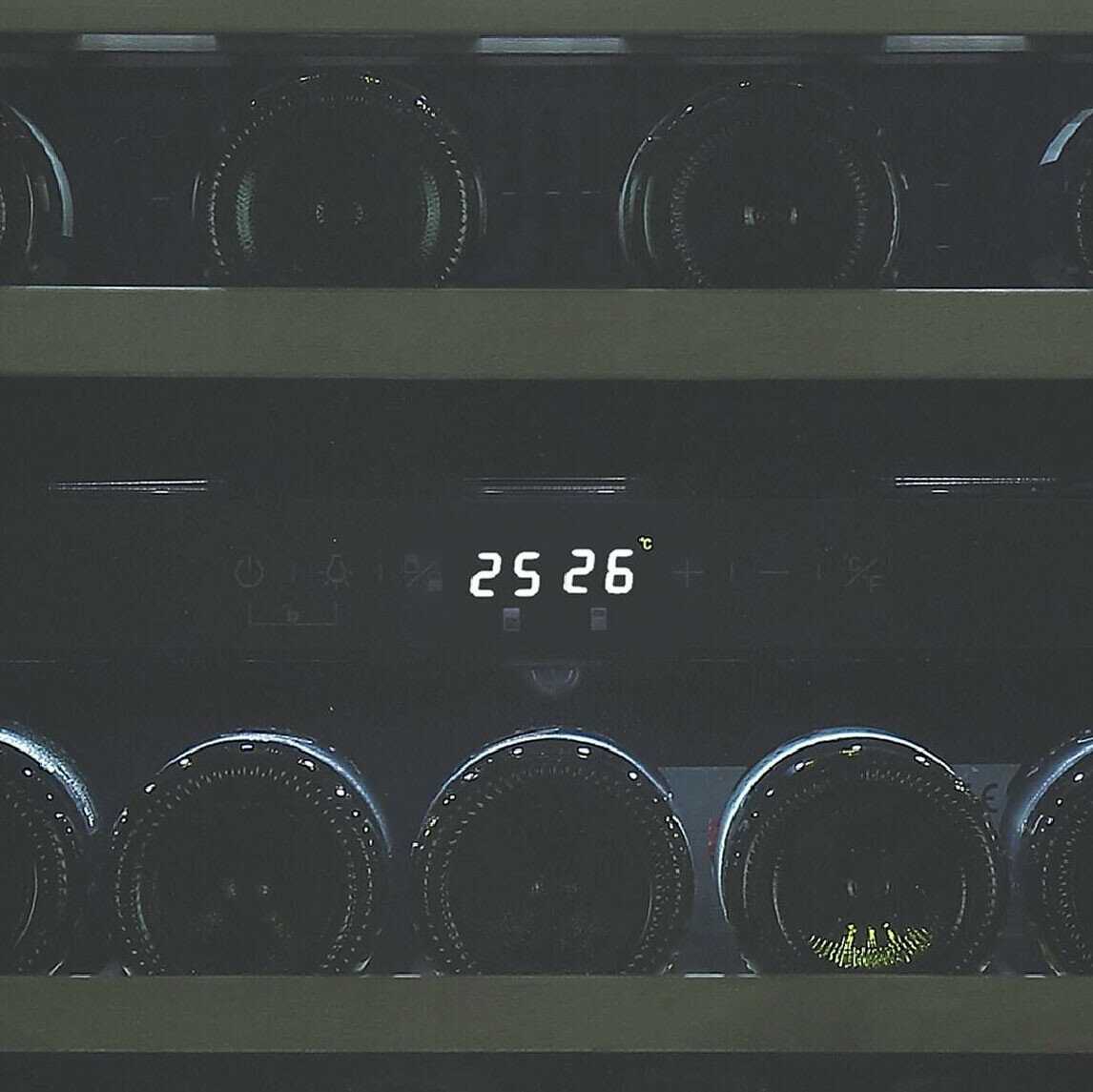 Винный шкаф KORTING KFW 604 DB GXN фотография 14