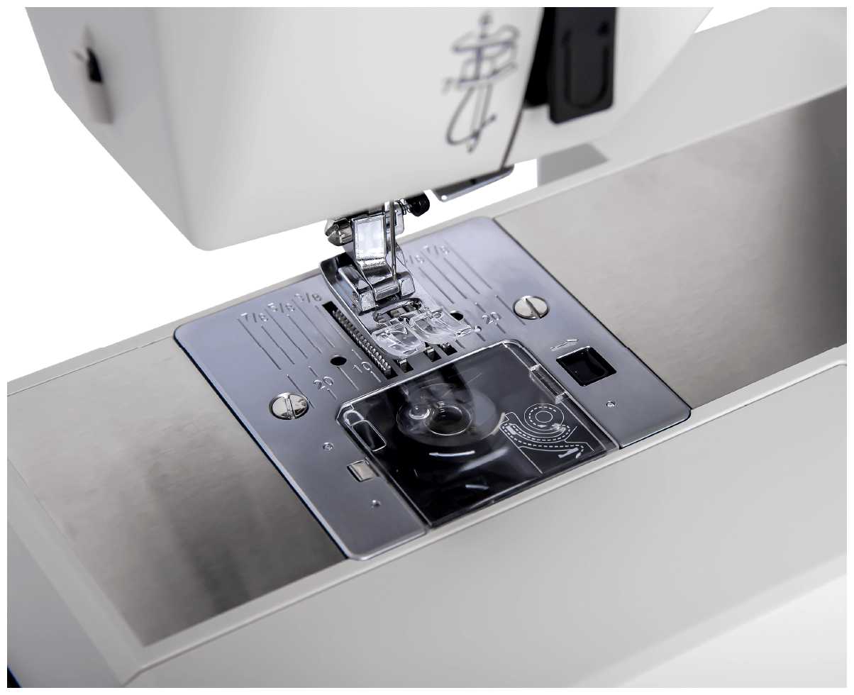 Швейная машина Necchi Q132A фотография 4
