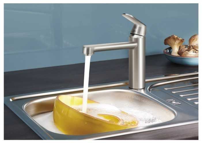 Смеситель для кухни (мойки) Grohe Eurosmart Cosmopolitan 30193DC0, рычажный фотография 3