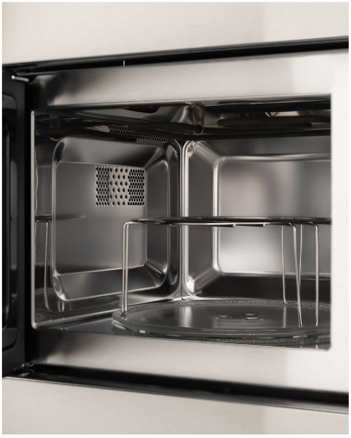 Микроволновая печь Schaub Lorenz SLM EE21D фотография 5