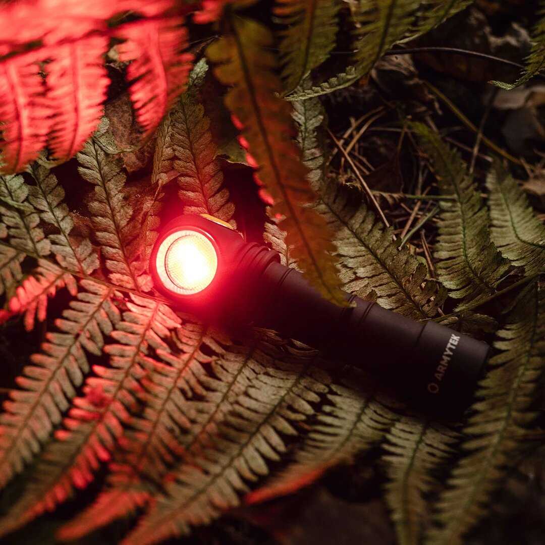Светодиодный налобный фонарь Armytek Wizard C2/WR Magnet USB (18650) фотография 4