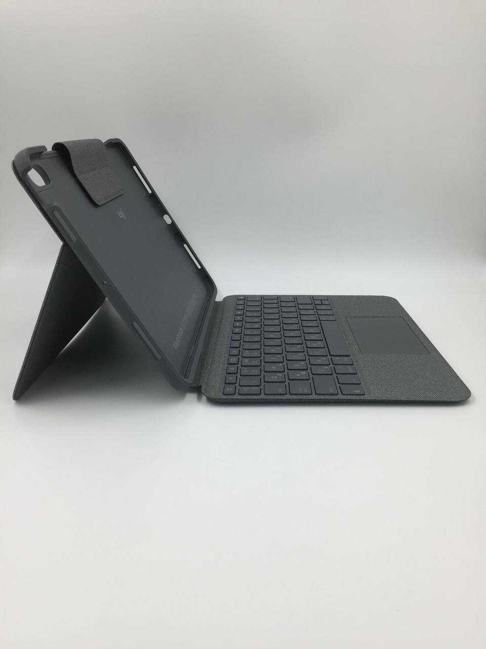 Клавиатура Logitech Folio Touch (для iPad Air 4/5, Air M2) фотография 6