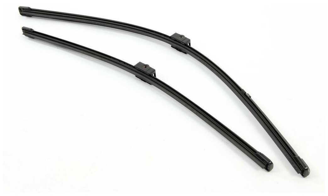 Щетка стеклоочистителя бескаркасная Valeo Silencio Flat Blade Set VM924, 2 шт.