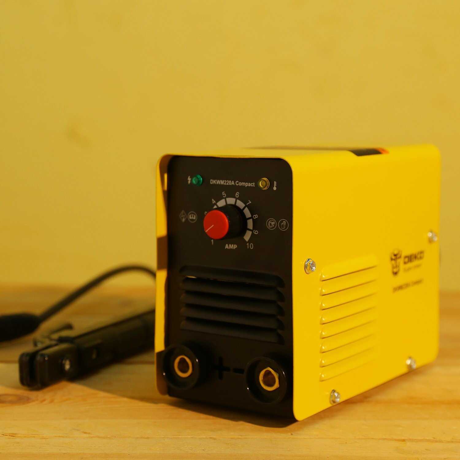Сварочный аппарат DEKO Compact (DKWM220A) фотография 9