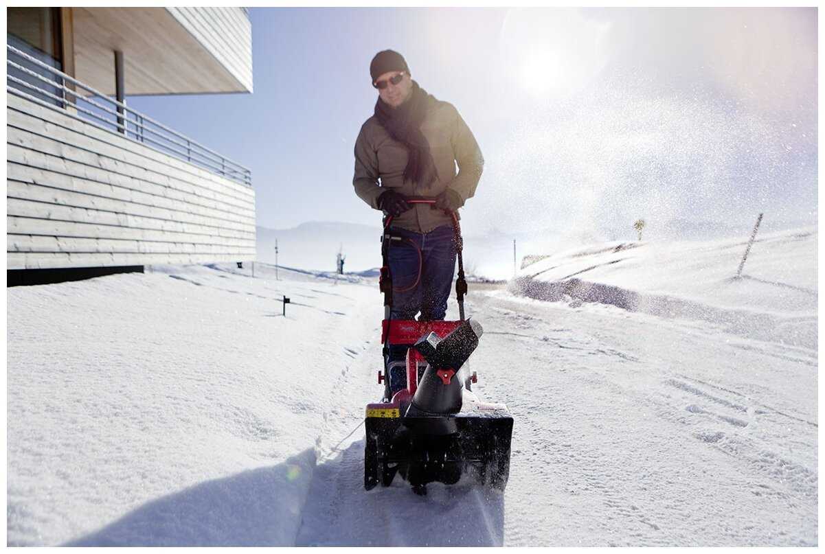 Снегоуборщик электрический AL-KO SnowLine 46E фотография 2