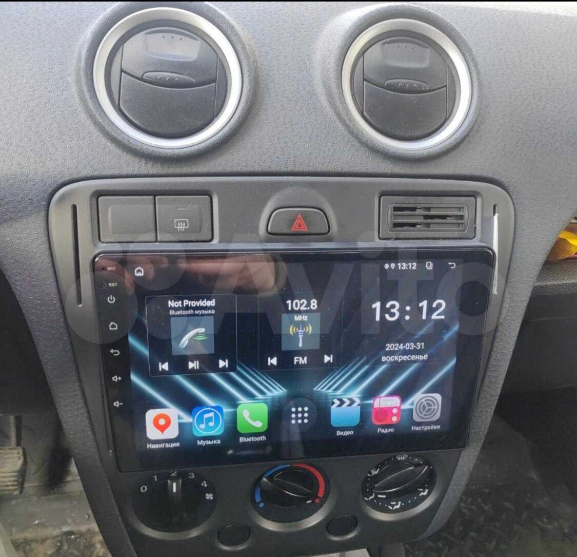 Штатная магнитола Ford UNISON 09A1 2Gb/32Gb IPS BT Wi-Fi CarPlay (140-09A1)
