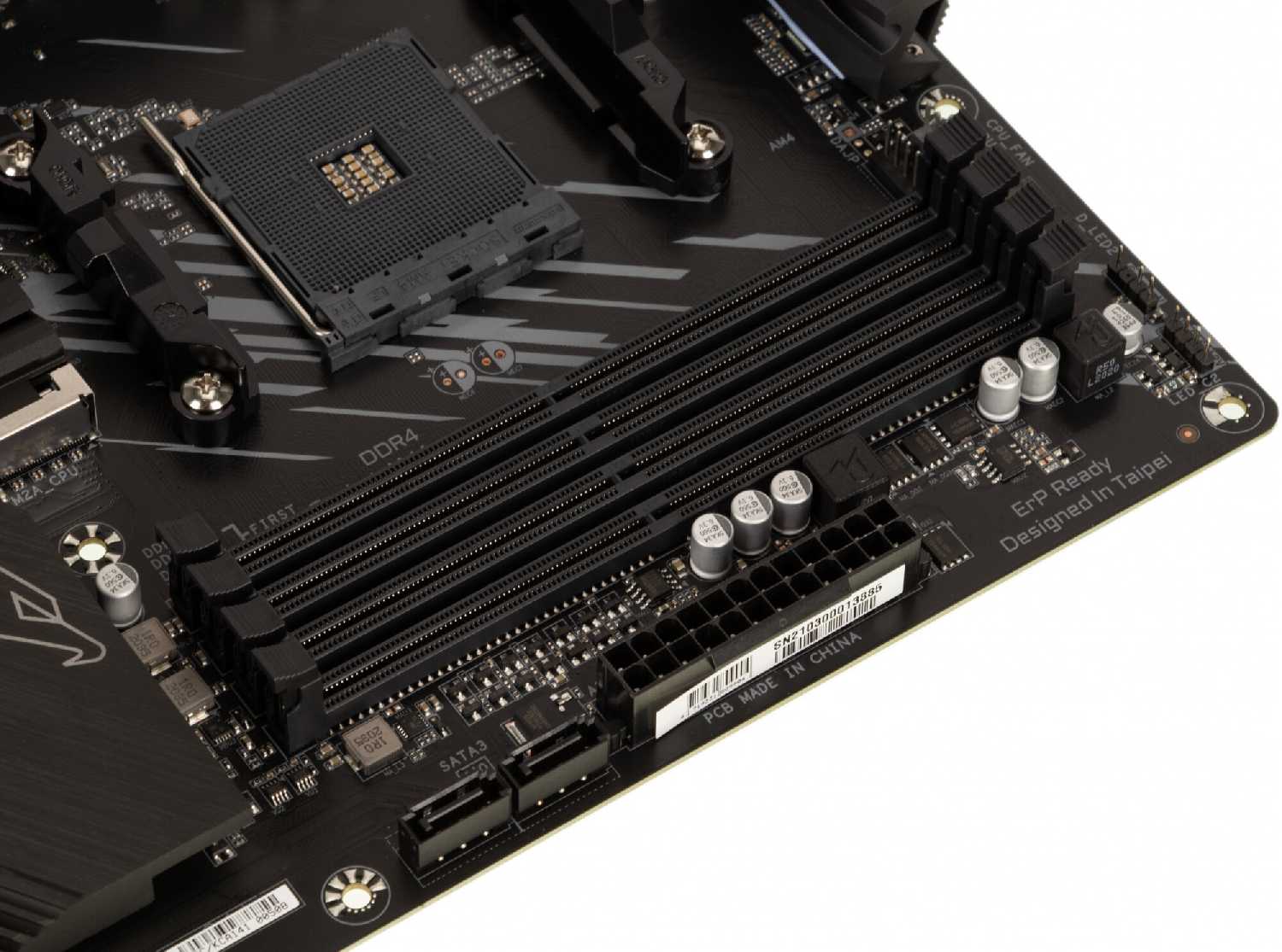 Материнская плата GIGABYTE B550 AORUS Elite AX V2 (rev. 1.0) фотография 24