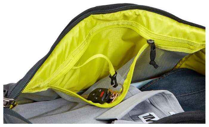 Сумка дорожная THULE, отделение для обуви, фиксирующие ремни, плечевой ремень фотография 14