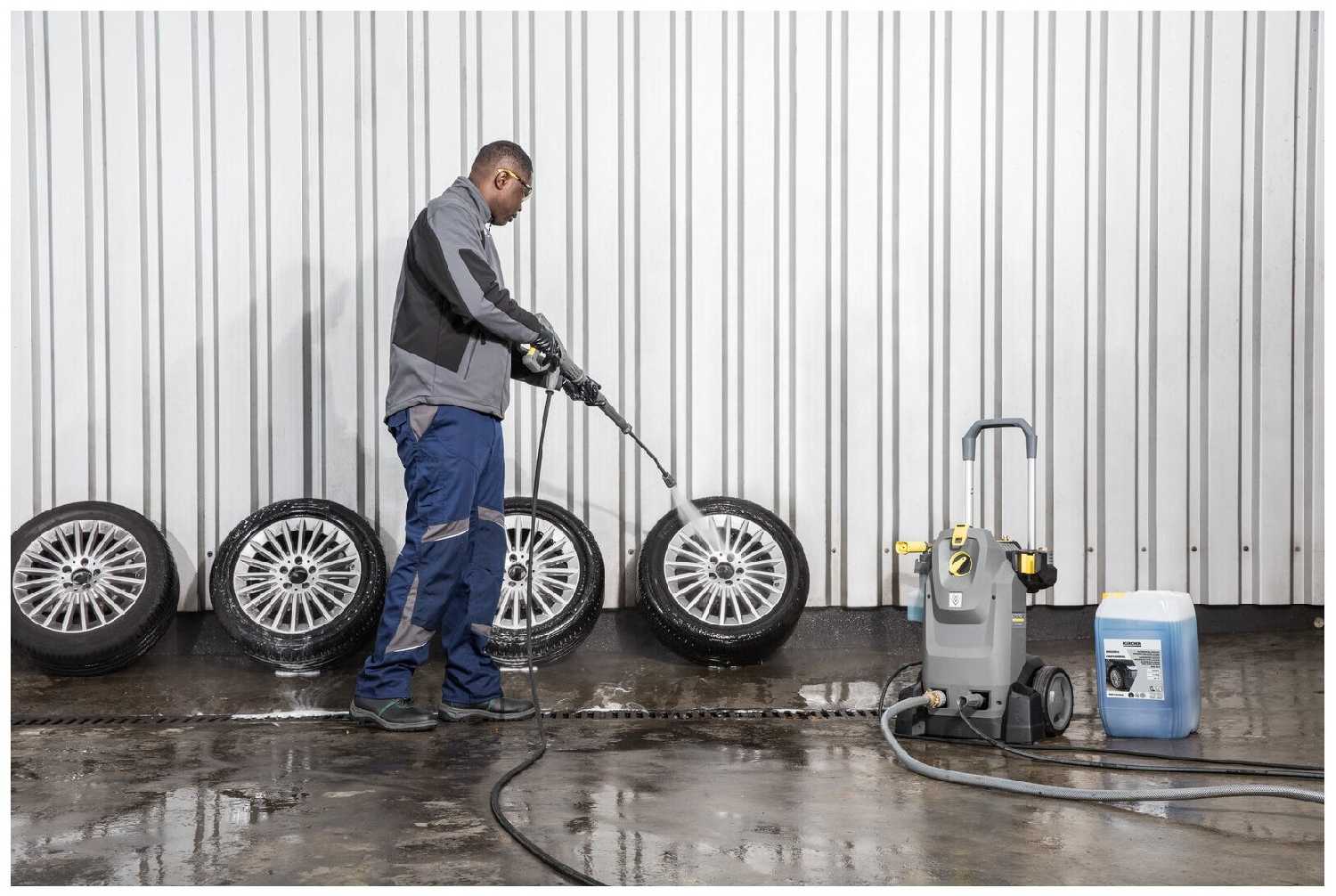 Мойка высокого давления KARCHER HD 6/15 M (560 л/ч) фотография 2