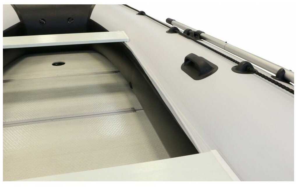 Лодка POLAR BIRD 400E NEW EAGLE («орлан») фотография 3