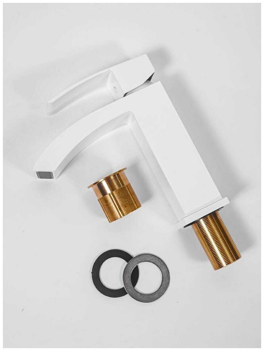 Смеситель для ванны Hansberge H1077 фотография 2