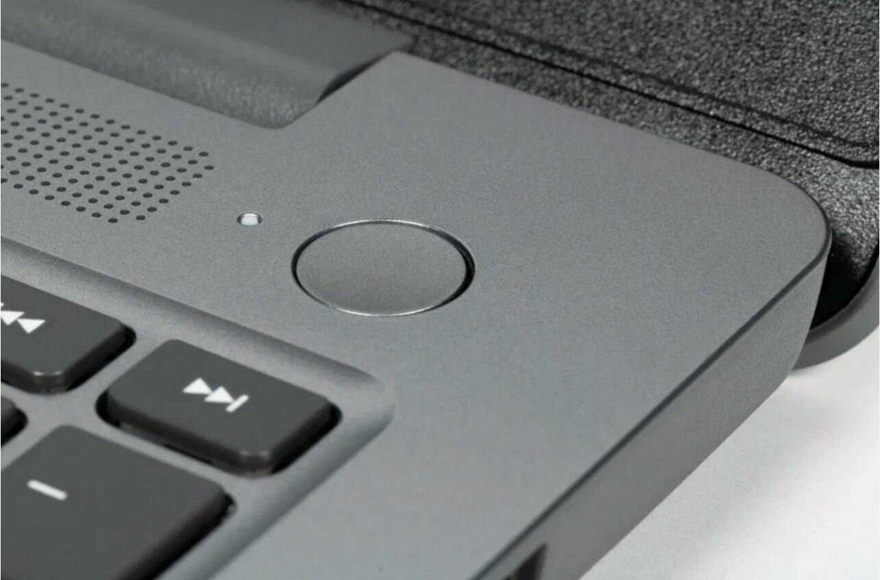 Ноутбук Lenovo IdeaPad Slim 3 16IAH8 фотография 1