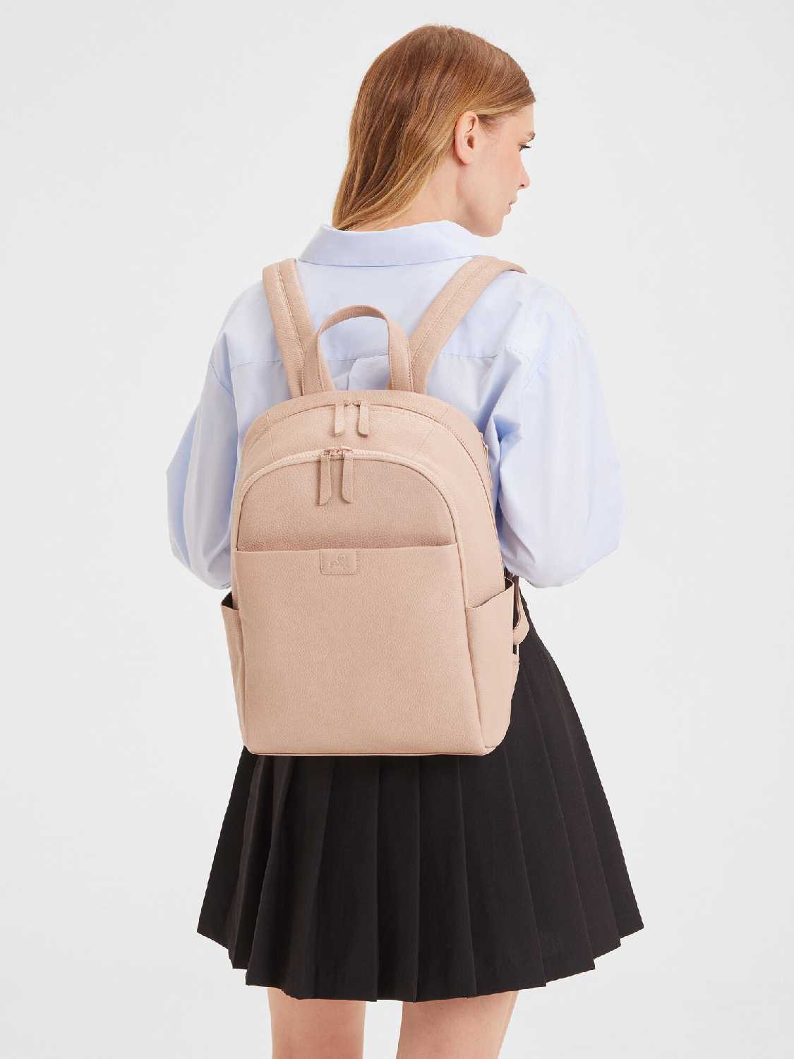 Женский рюкзак из натуральной кожи SLB124/78BG фотография 7