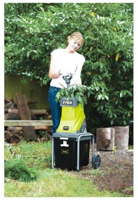 Измельчитель электрический RYOBI RSH2545B 2.5 кВт фотография 1