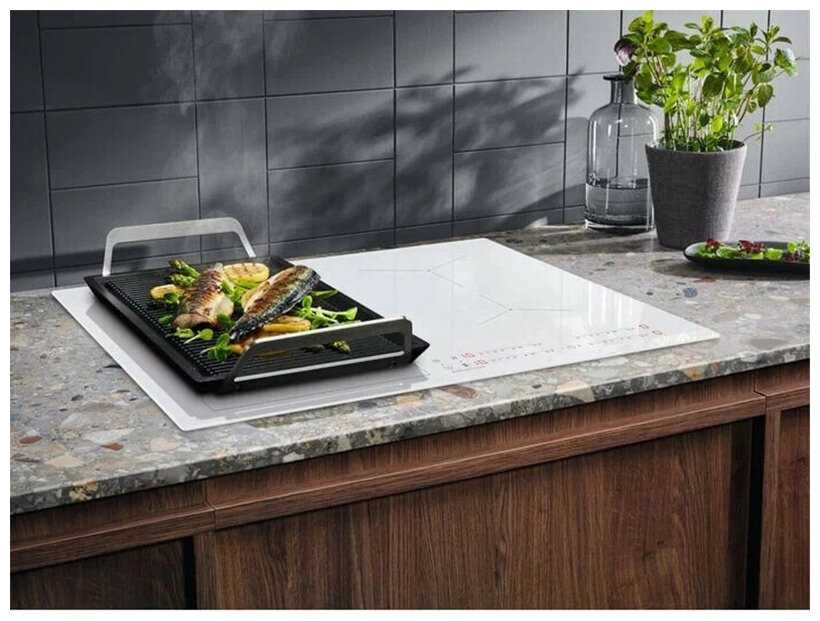Индукционная варочная панель Electrolux EIV 63440 (63440 BS) фотография 18