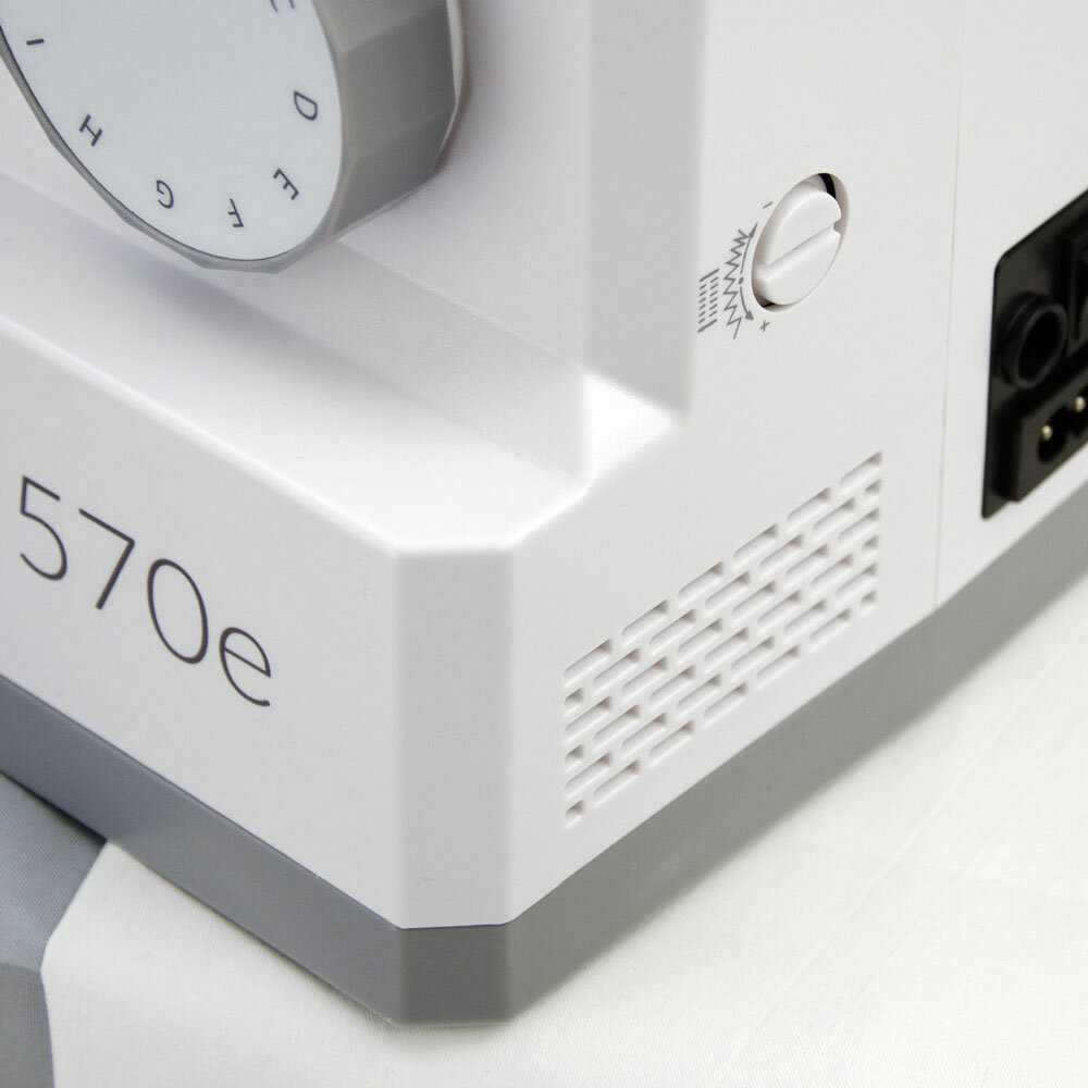 Швейная машинка AURORA 570e (100Вт) фотография 7