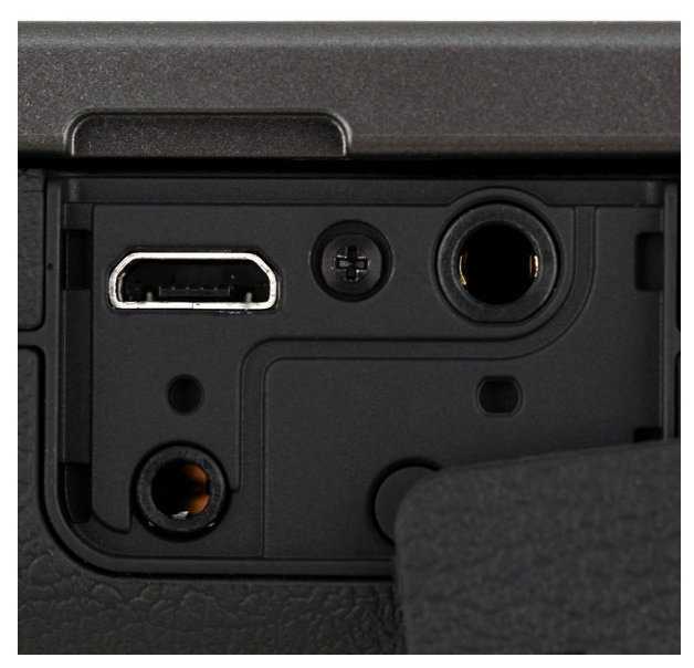 Фотоаппарат Canon EOS M5 Kit фотография 9