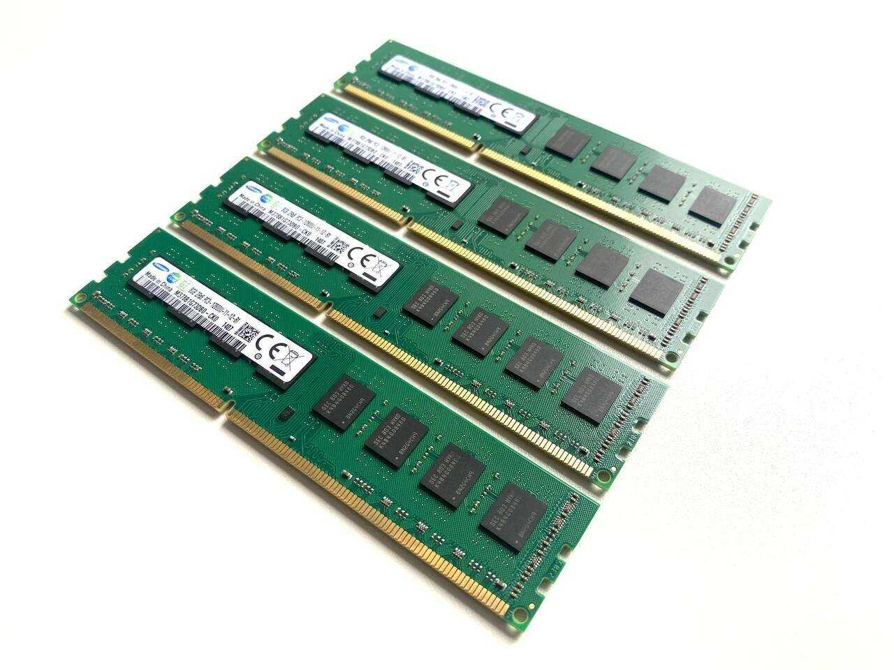Модуль памяти Samsung DDR3 8GB (1600МГц) фотография 2