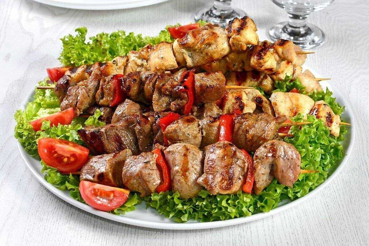 Электрошашлычница Гриль шашлык CRISPY CRUST Электрошашлычница с 6 шампурами (KB 4008) фотография 1
