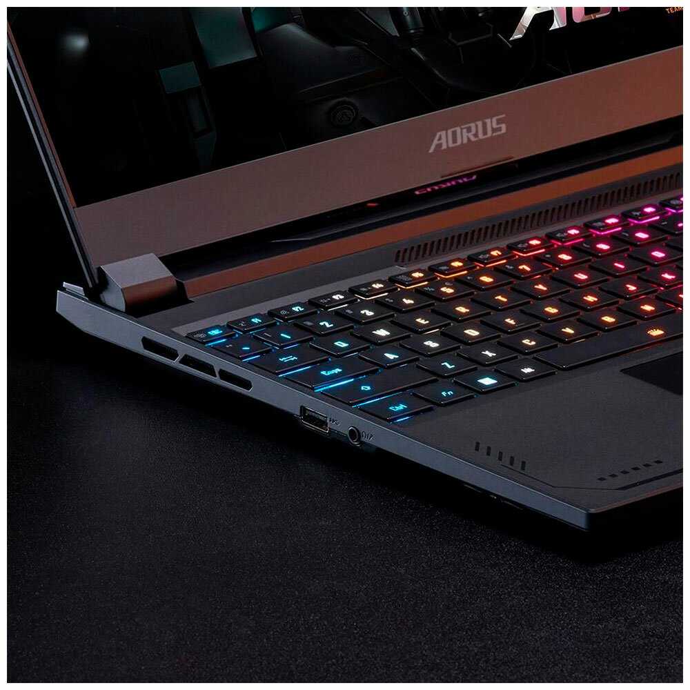 Ноутбук Gigabyte AORUS 15 BFX Core i9-13980HX/16Gb/SSD1Tb/RTX 4070 8Gb/15.6