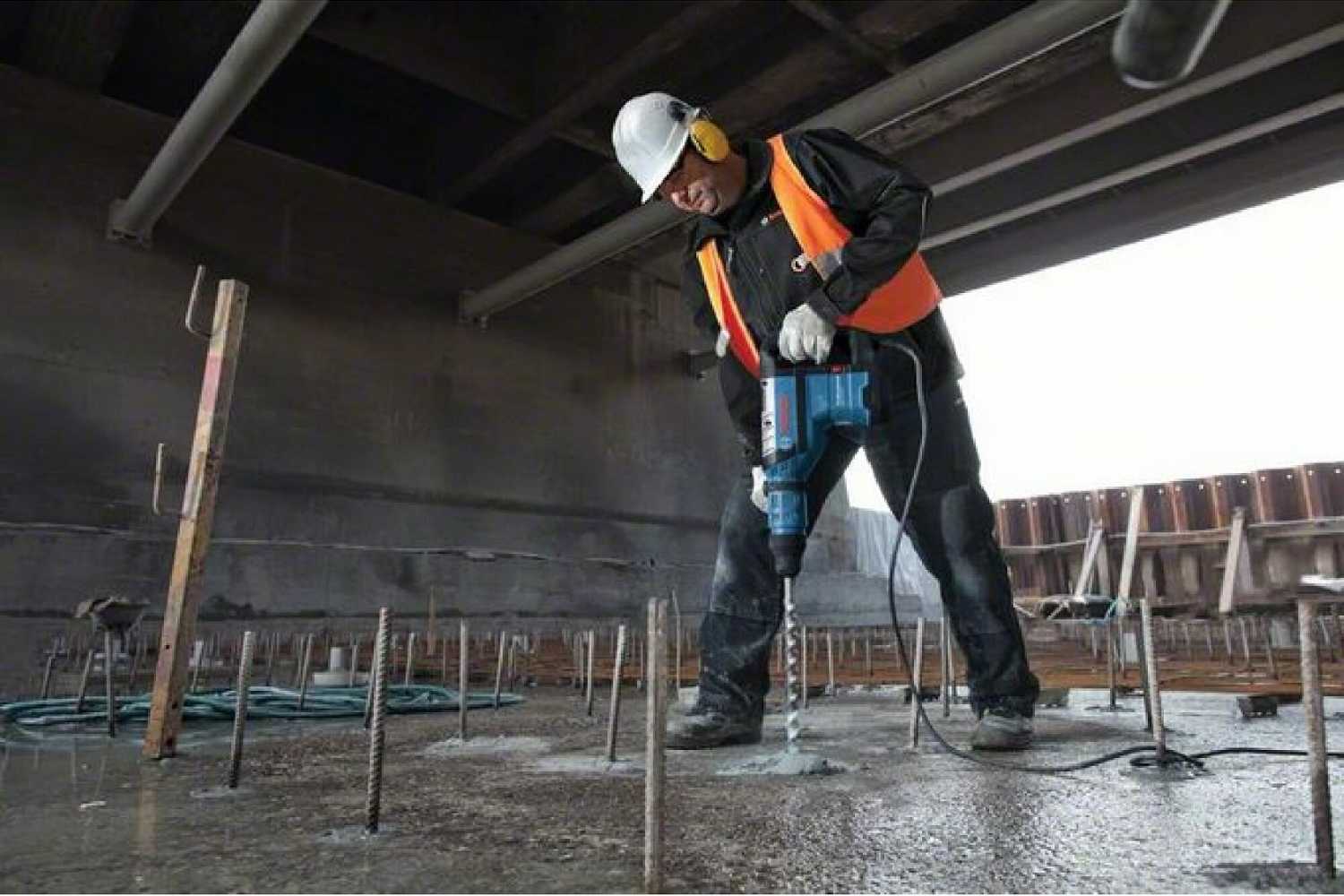 Перфоратор BOSCH GBH 8-45 D (1500 Вт) фотография 17