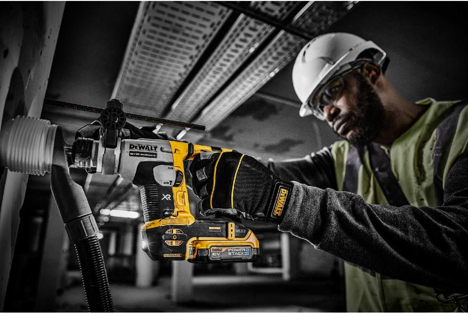 DeWALT POWERSTACK DCBP034 фотография 8