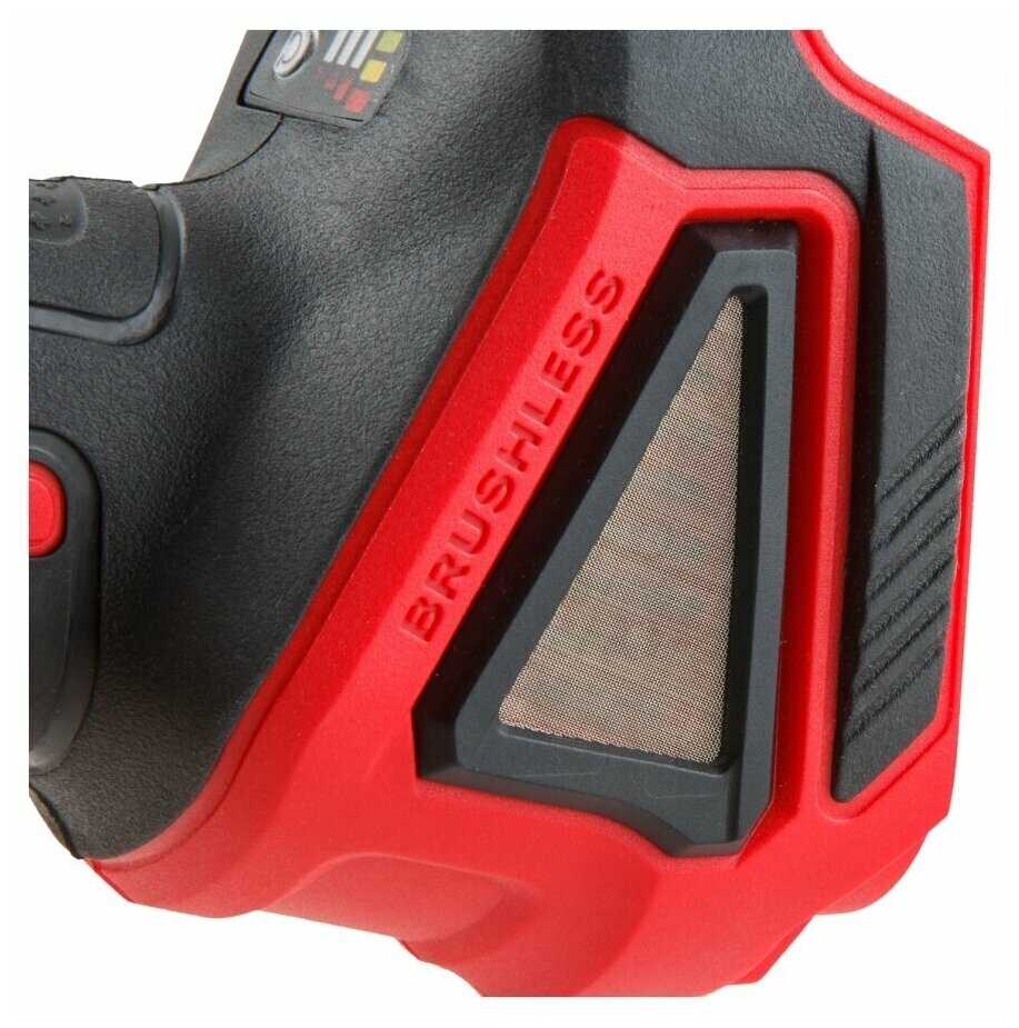 Шлифмашина угловая WORTEX CAG 1812 E (CAG1812E00029) фотография 7