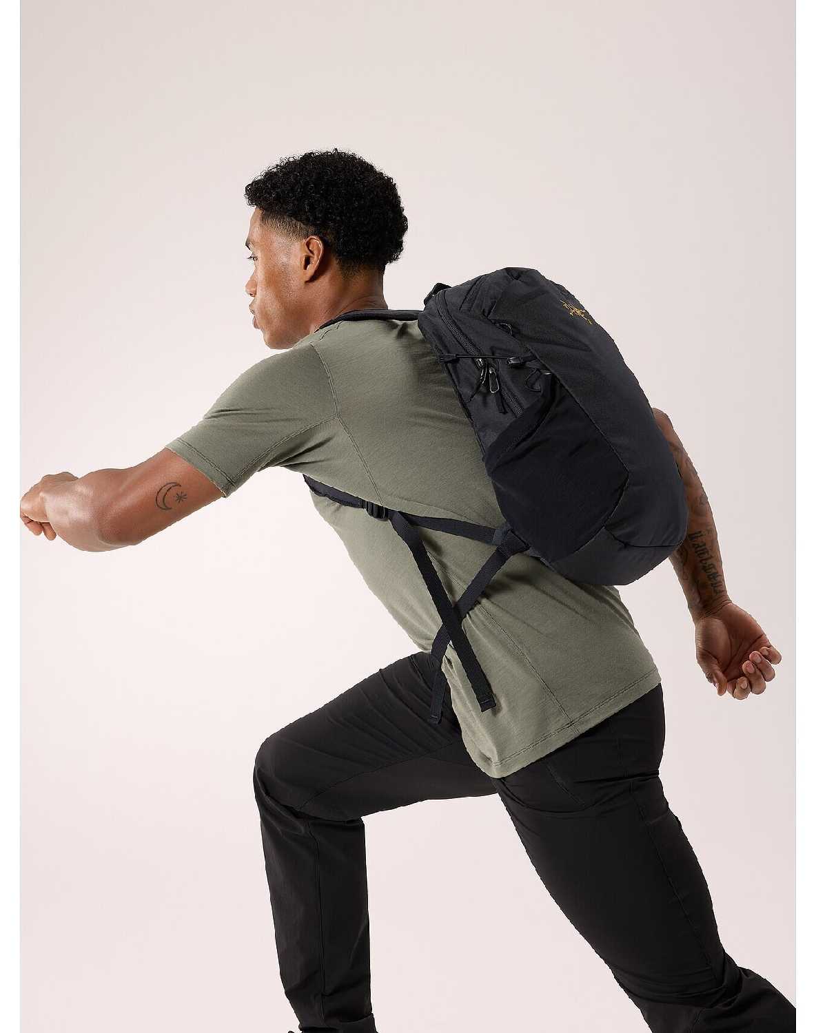 Рюкзак Arc'teryx Mantis 16 Black фотография 7
