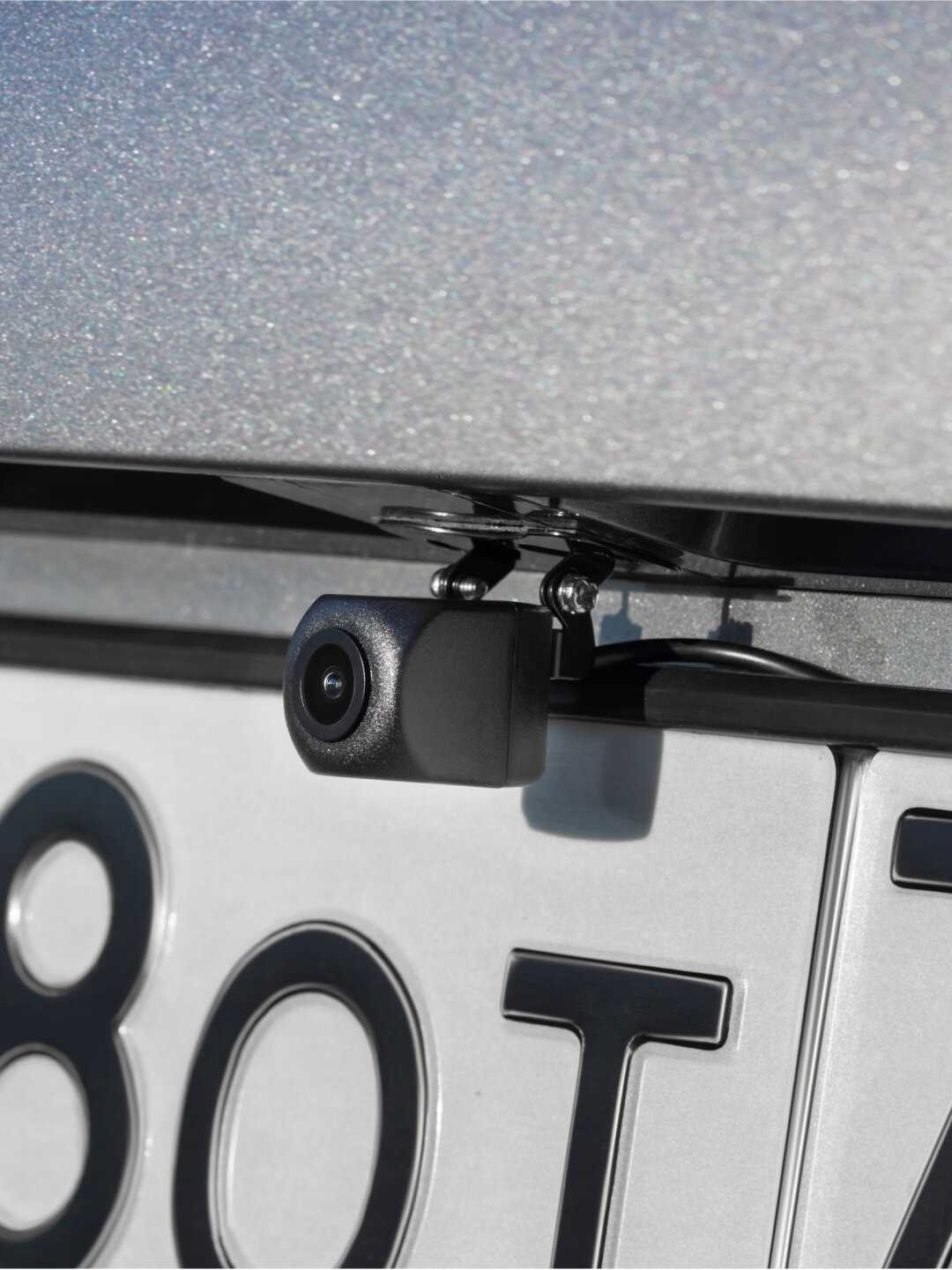 Камера заднего вида iBOX RearCam FHD11 фотография 8