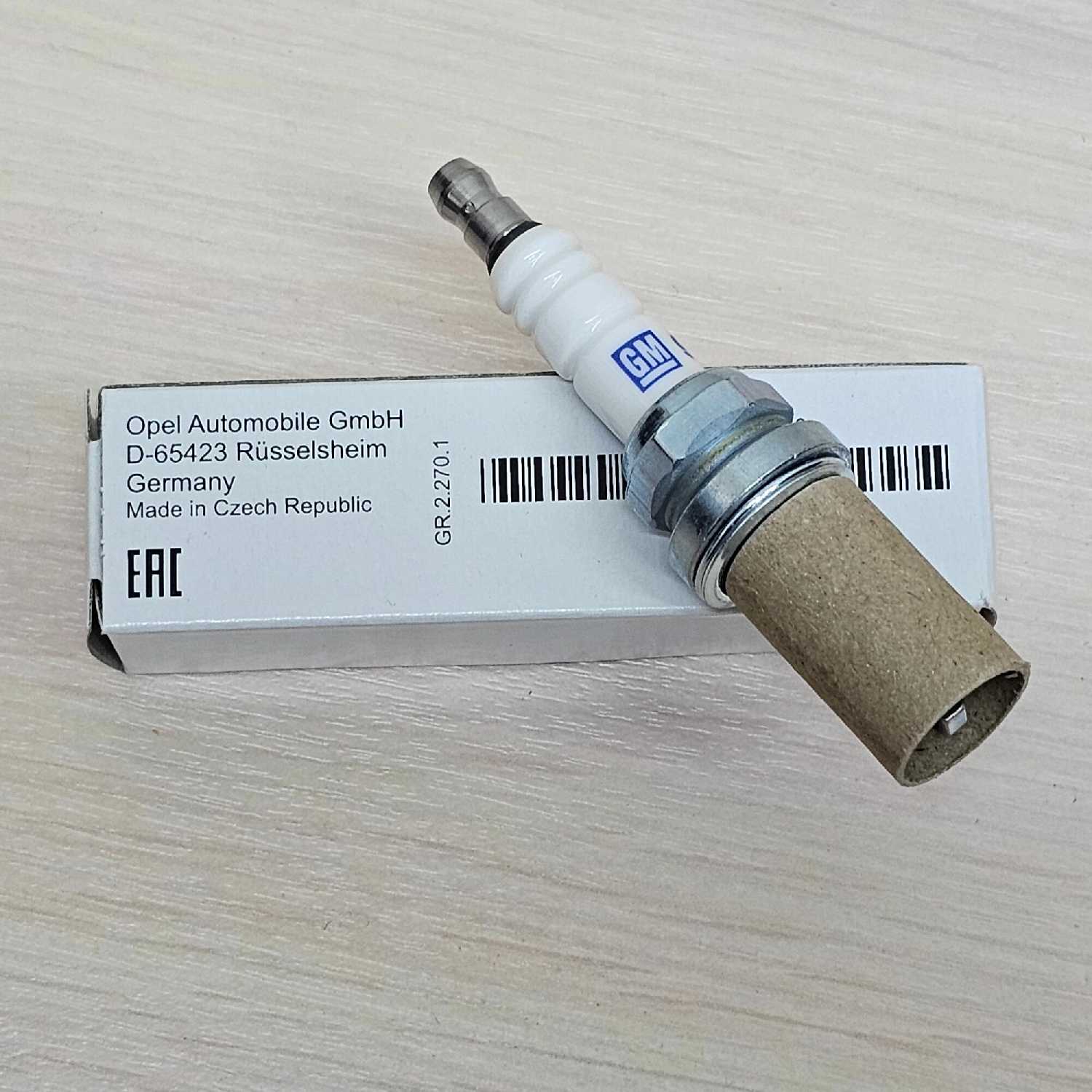 Свеча зажигания оригинальная для двигателей Z16XEP, Z16XE1, Z16XER, Z18XER, A16XER, A18XER Опель фотография 31