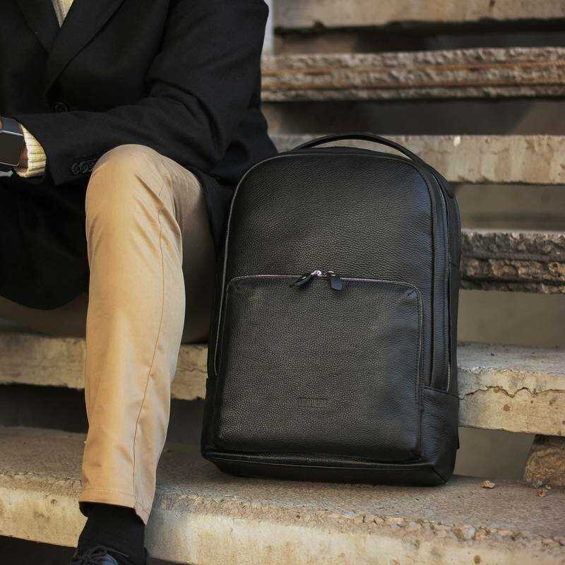 Мужской рюкзак BRIALDI Daily (relief) фотография 1