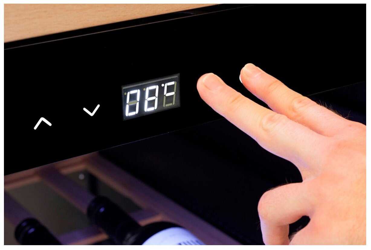 Винный шкаф Caso WineExclusive 126 Smart фотография 7