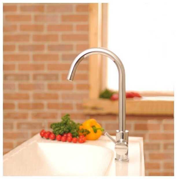 Смеситель для кухни (мойки) RAVAK KM 016.00, рычажный фотография 1