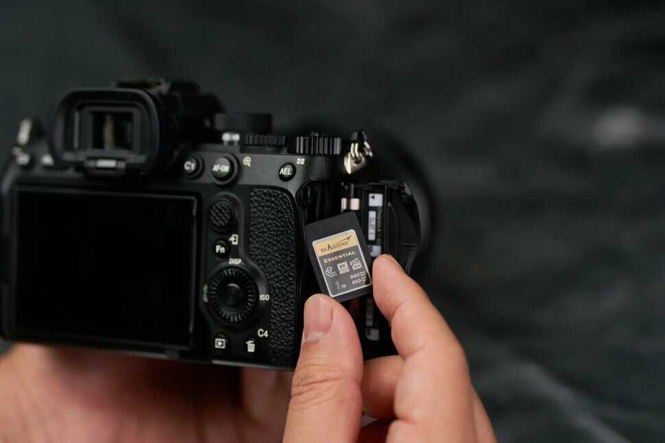 Карта памяти Essential CFexpress Type A 180GB фотография 2