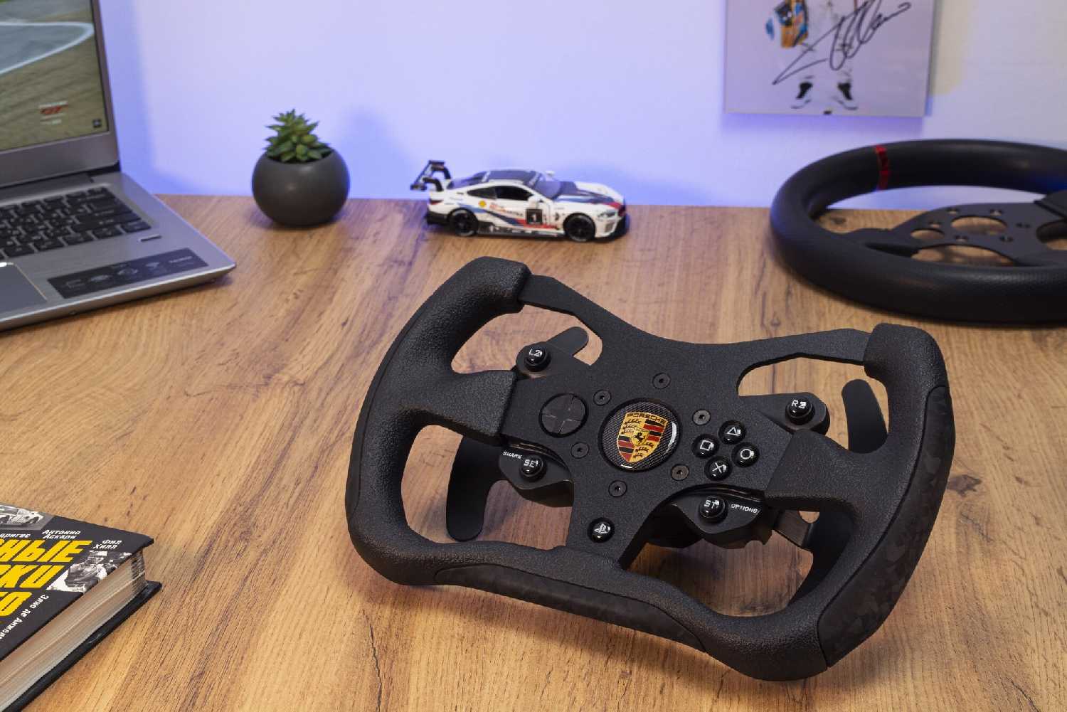 Гоночный руль Thrustmaster Гоночный руль (T300 RS)