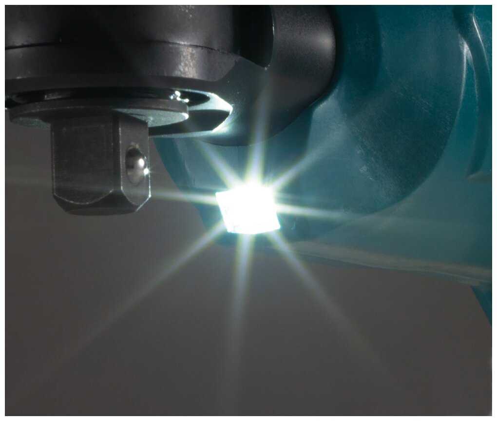 Гайковерт Makita WR100DZ фотография 3