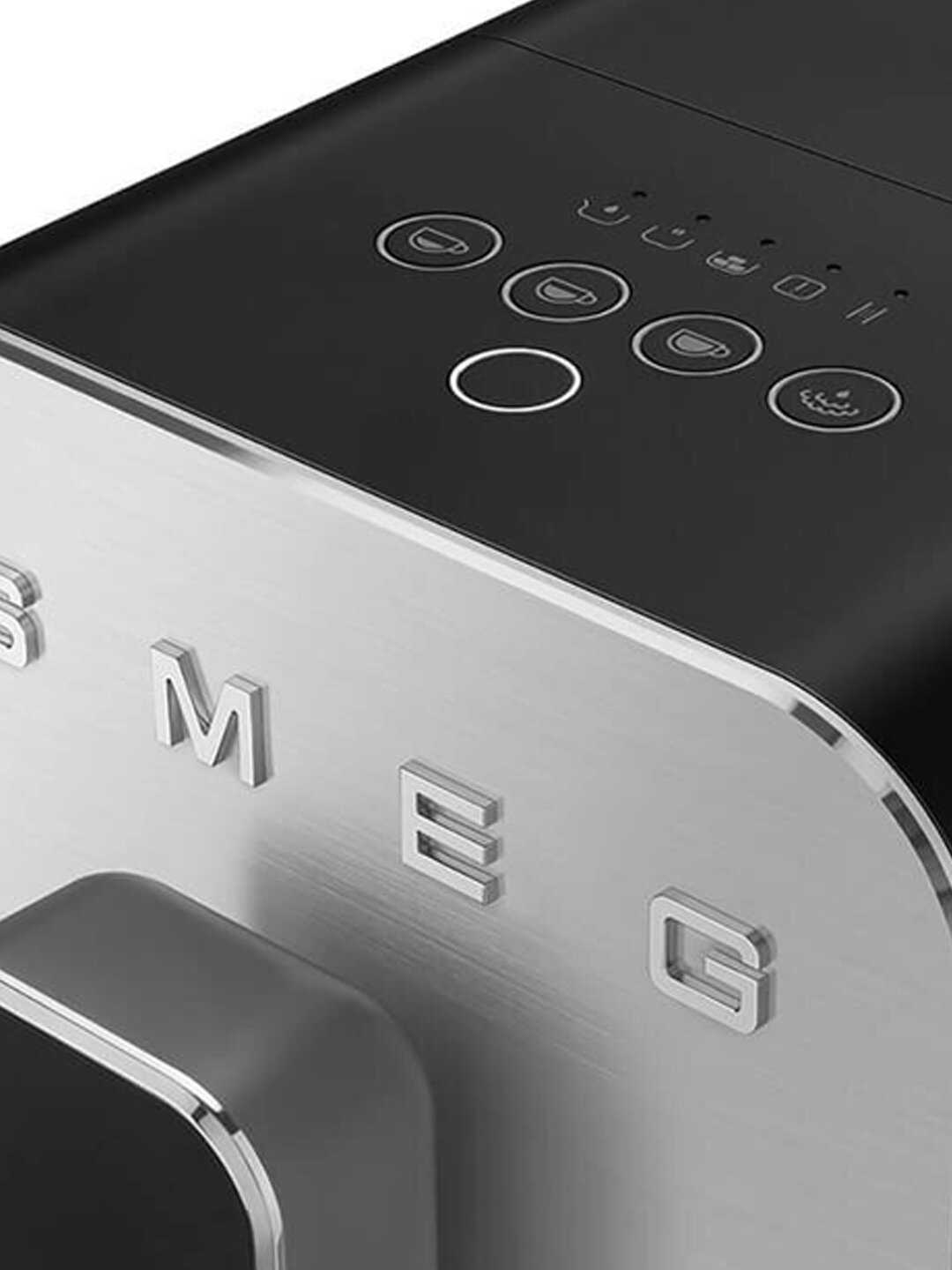 Кофемашина Smeg BCC12BLMEU фотография 5