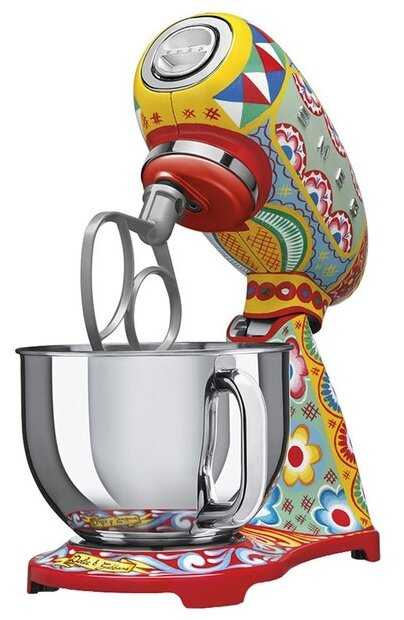 Миксер Smeg SMF03 фотография 19