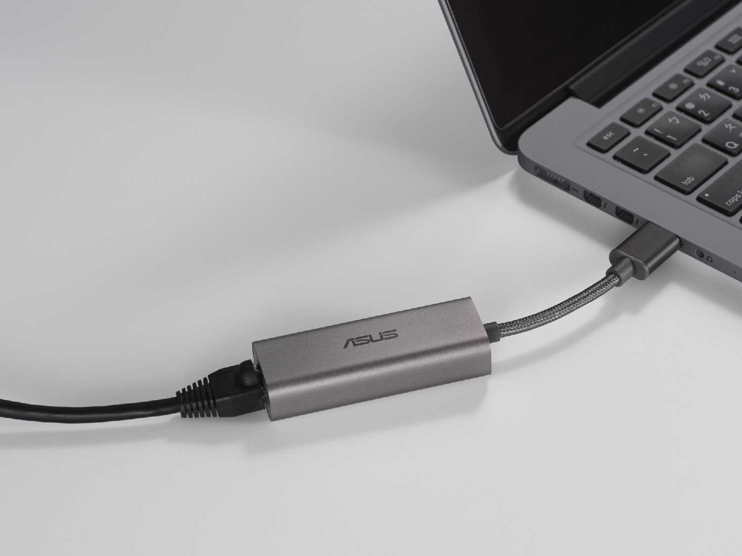 Сетевой адаптер Asus Сетевой адаптер 2.5G Ethernet (USB-C2500) фотография 2