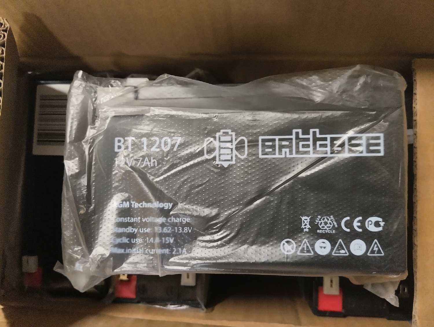 Аккумуляторная батарея DELTA Battery HRL 12-33 X (12В) фотография 17