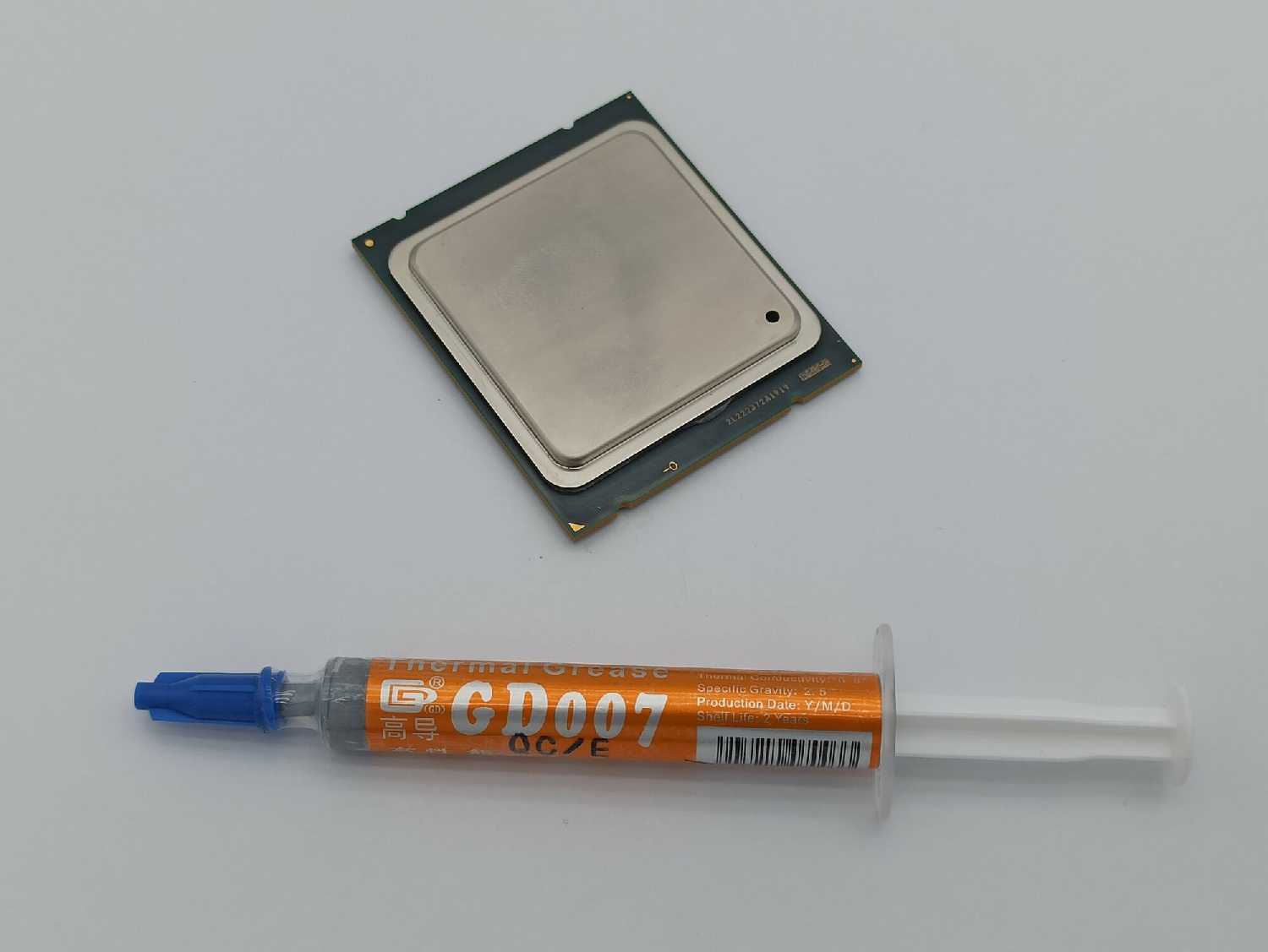 Процессор Intel Xeon E5-2689 (LGA2011) фотография 10