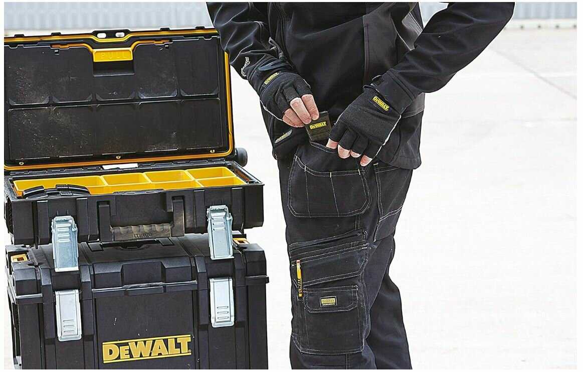 Набор бит для отвертки DEWALT Набор бит для отвертки (DT70522T) фотография 3
