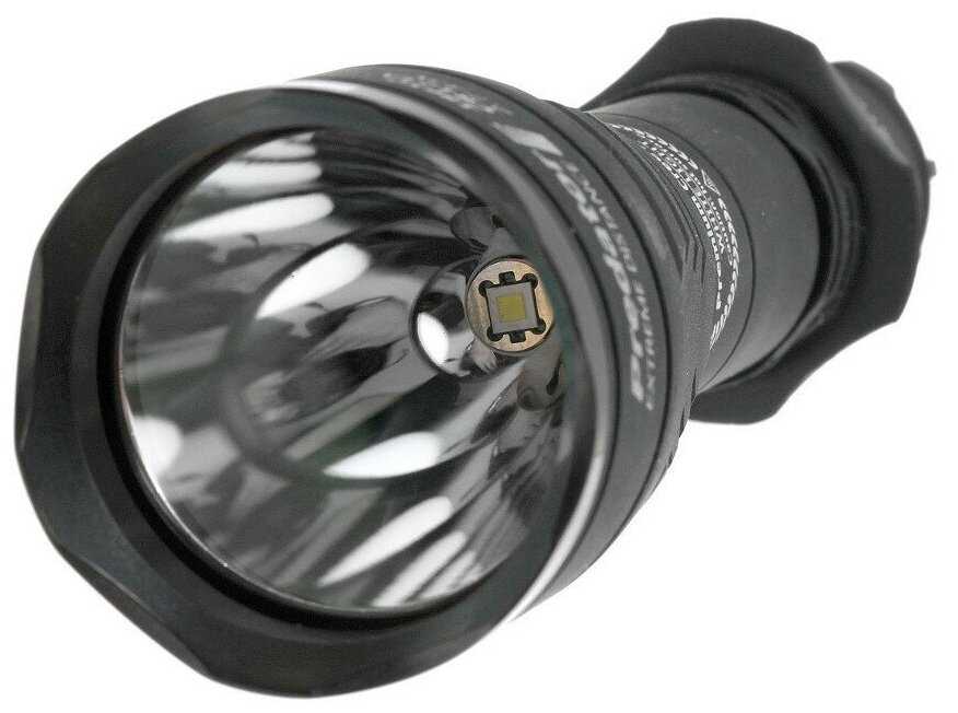 Кемпинговый фонарь ArmyTek Predator v3 XP-L HI [XP-L HI]